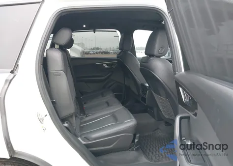 2022 Audi Q7 Premium Plus 45 Tfsi Quattro Tiptronic from USA, damaged, VIN WA1LJBF75ND005053